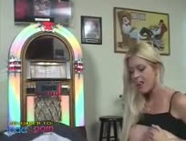 Brooke Hunter oral antics 2 - Blowjob sex video